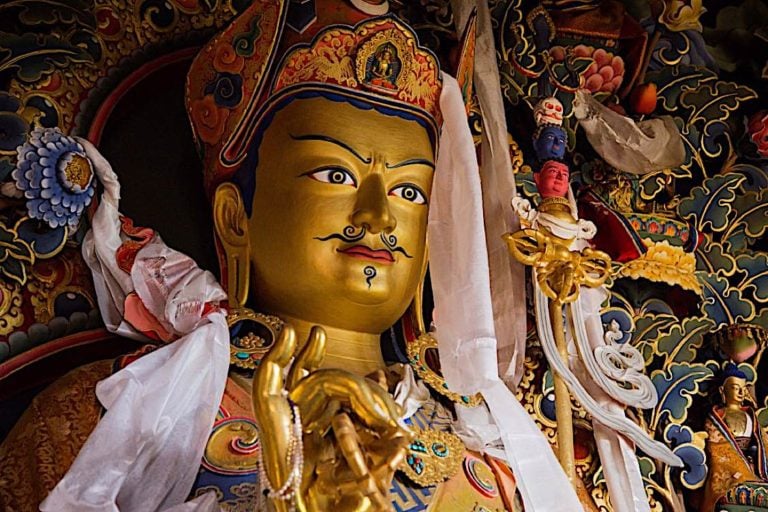Nacimiento de Padmasambhava (Guru Rinpoché)
